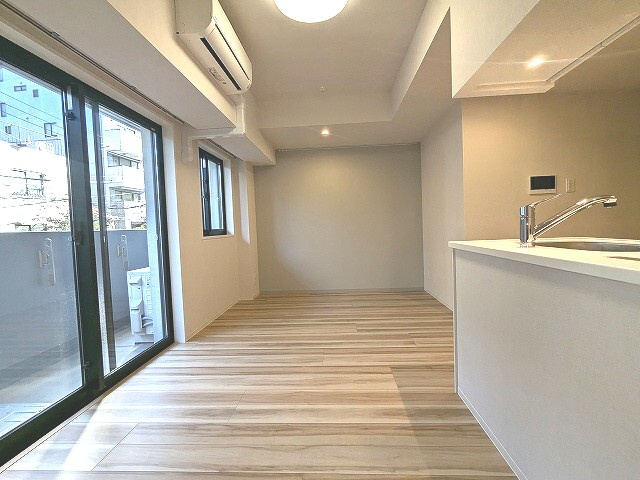 ワンルーフレジデンス新御徒町の設備|ワンルーフレジデンス新御徒町
東京都台東区台東３－４－９
エアコン付き