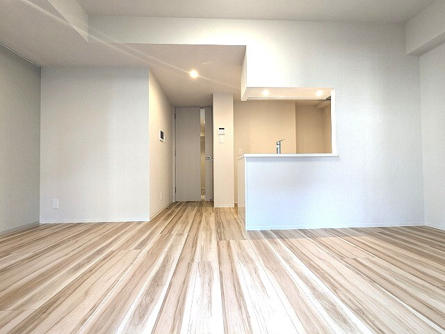 ワンルーフレジデンス新御徒町の設備|ワンルーフレジデンス新御徒町
東京都台東区台東３－４－９
エアコン付き