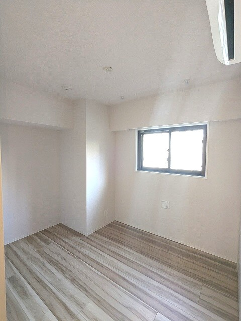 ワンルーフレジデンス新御徒町の設備|5.1帖洋室
エアコン付き