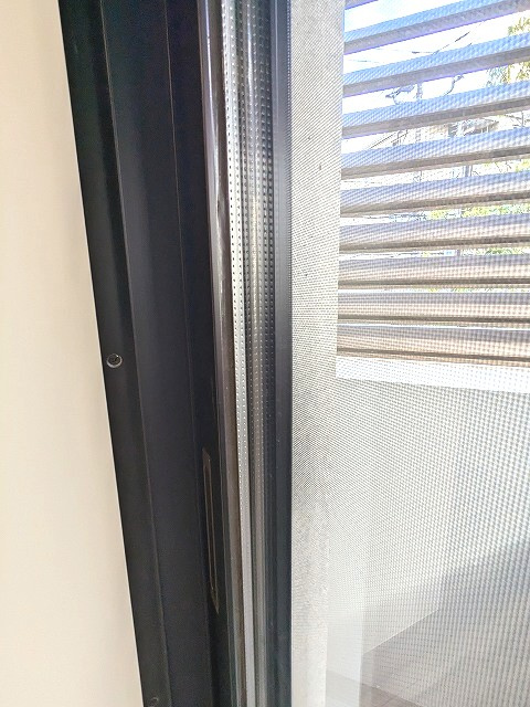 ワンルーフレジデンス新御徒町の設備|遮音性・遮熱性・防犯性に優れたペアサッシの窓です