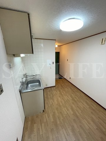 メゾン玉造の居間・リビング