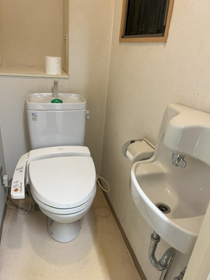 【トイレ】 | 船越ビル | 温水洗浄便座は残置物