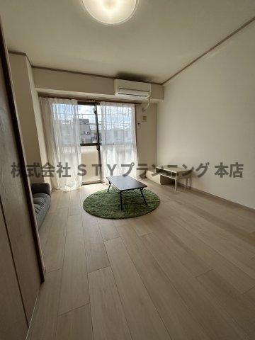 仲介手数料０円！エクセラン　本願寺の洋室