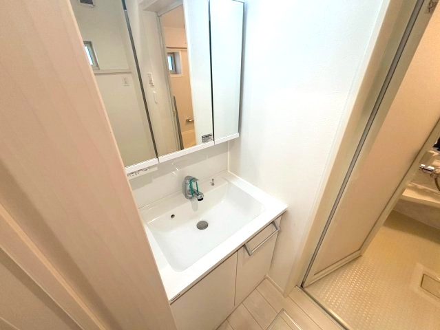 杉並区下井草3丁目 中古戸建 西武新宿線 下井草駅の独立洗面台