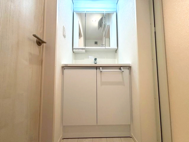 杉並区下井草3丁目 中古戸建 西武新宿線 下井草駅の独立洗面台