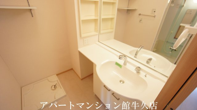 Royal Stage(ロイヤルステージ）の独立洗面台