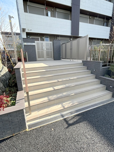 ＢＯＲＩＫＩねりま高松のエントランス|★エントランス★