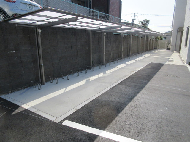 ＢＯＲＩＫＩねりま高松のその他共用部分|★屋根付き駐輪場★