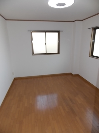 【洋室】 | ジョイフル前田 | ジョイフル前田