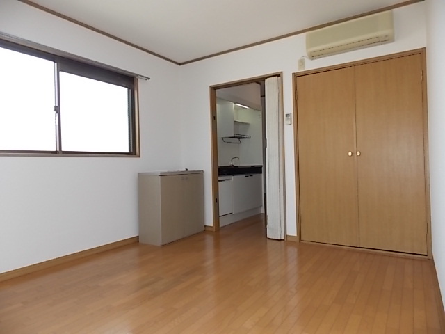 【洋室】 | ジョイフル前田 | ジョイフル前田