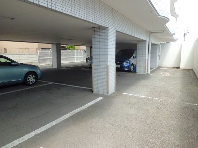 加島第6マンションの駐車場|駐車場です