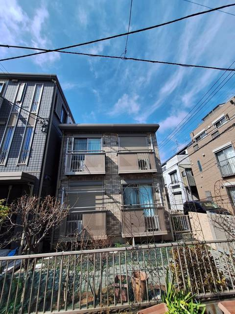 モン・ペシェ・ミニヨンの周辺