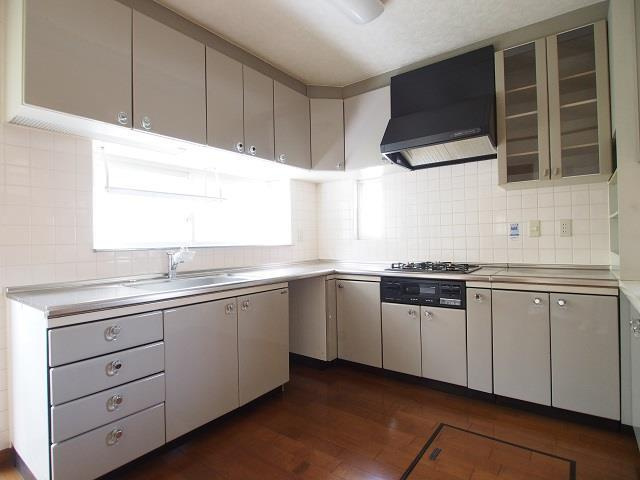 東山台３丁目戸建のキッチン|きれいなキッチンです