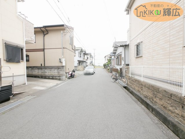 【前面道路含む現地写真】 | 明石市魚住町清水　中古戸建