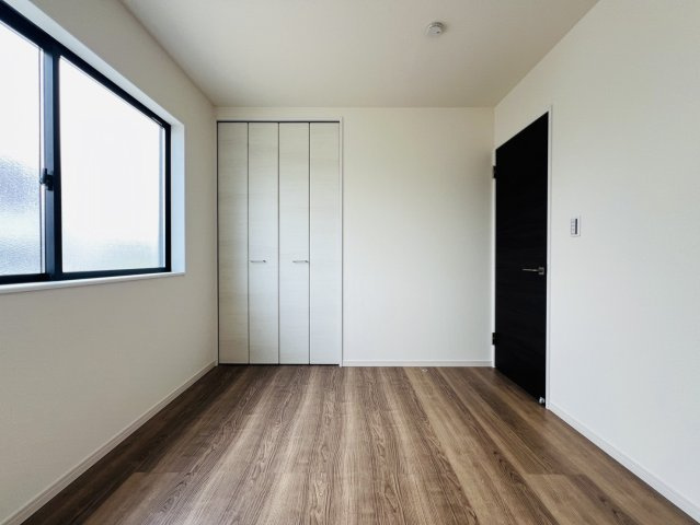 安城市里町壱斗山264『仲介手数料無料』新築戸建ての洋室