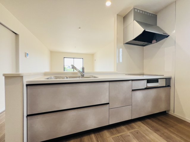 安城市里町壱斗山264『仲介手数料無料』新築戸建てのキッチン