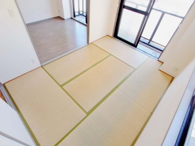 関本祇園ビルの和室