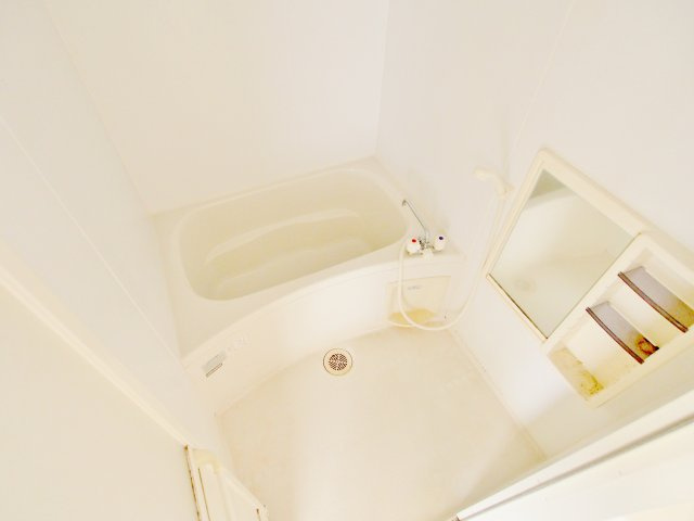 関本祇園ビルの浴室