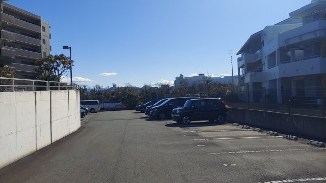 【駐車場】の画像