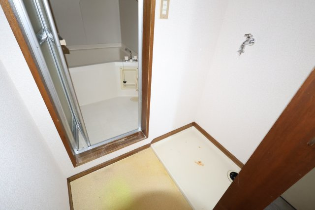 コスモコーポ昭和町の玄関