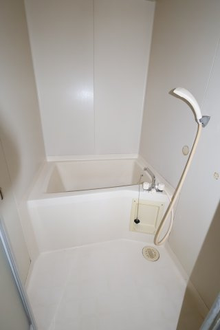 コスモコーポ昭和町の浴室