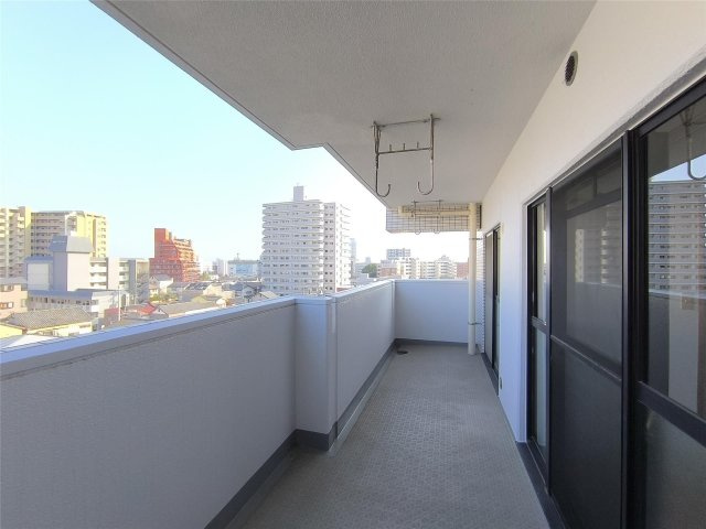 エンゼルハイム六ツ門のバルコニー|陽当たり良好なバルコニーです♪