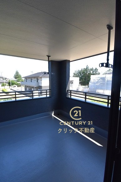 リーブルガーデン  水戸内原町　第10　限定1棟！のバルコニー|インナーバルコニーは洗濯物外干し派の強い味方！天気が変わりやすい季節の外出も安心です。外出が難しい日に出るだけでも気分転換になる、嬉しいスペースです。