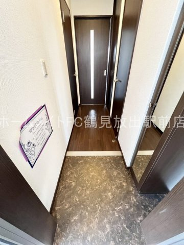 東大阪市森河内西１丁目のハイツの玄関
