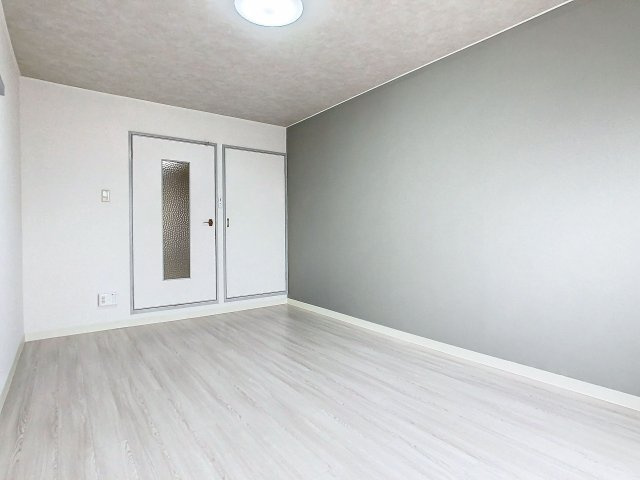 ラウファレエイエスエイの居間・リビング