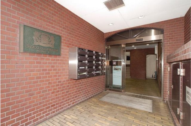 ライオンズマンション赤坂志津林のエントランス|ライオンズマンション赤坂志津林