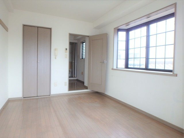 【洋室】 | レジデンス三田