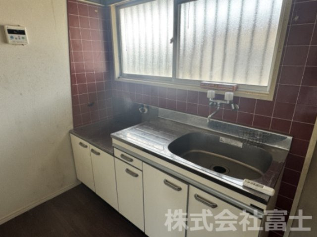 伊万里市脇田町のアパートのキッチン