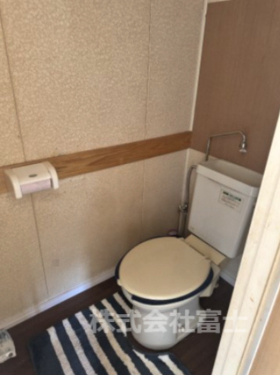 伊万里市脇田町のアパートのトイレ