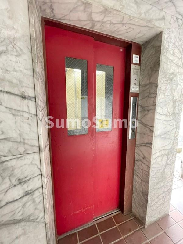 ときわ上筒井レクランのロビー