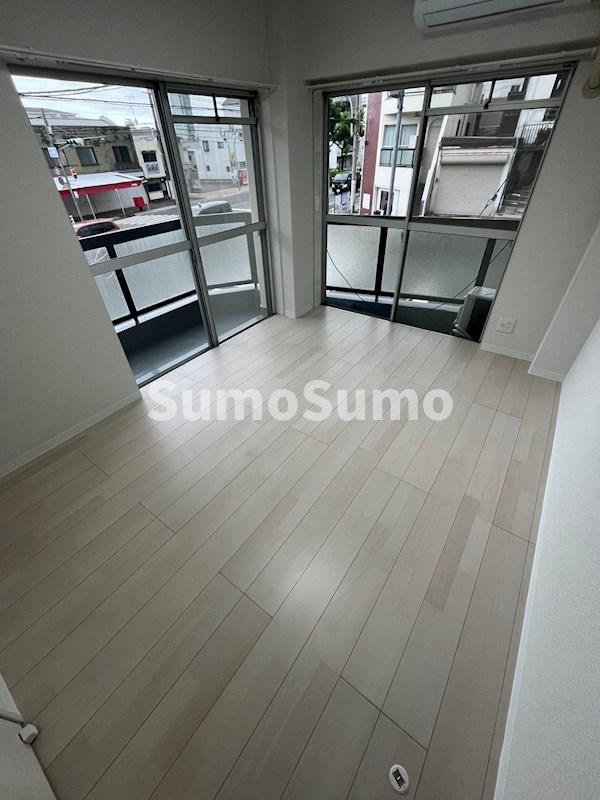 ときわ上筒井レクランの居間・リビング