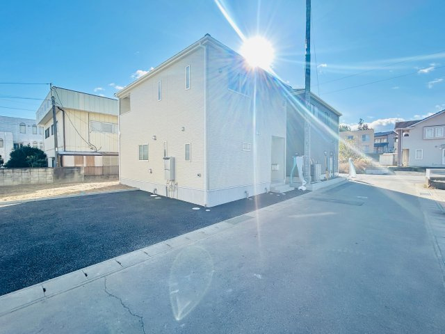 桐生市相生町の前面道路含む現地写真|閑静な住宅街◎車の通りも少ないので駐車もスムーズに楽々！！