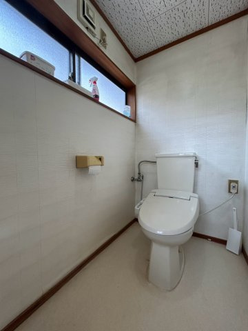 中古戸建　長野市大字安茂里　平家建 ６ＤＫのトイレ