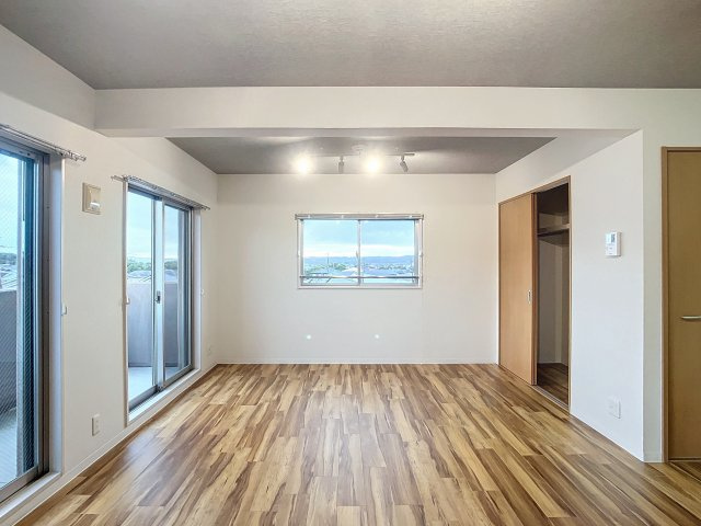 ブライトヒルズ可睡の杜の居間・リビング|使いやすいリビングです