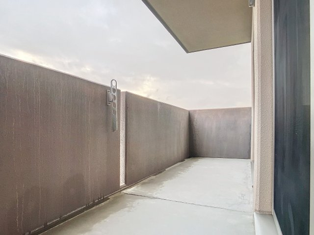 ブライトヒルズ可睡の杜のバルコニー|外からの目が気にならないバルコニーで洗濯物が干せます