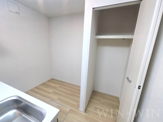 エアリー若松 Ⅰの収納
