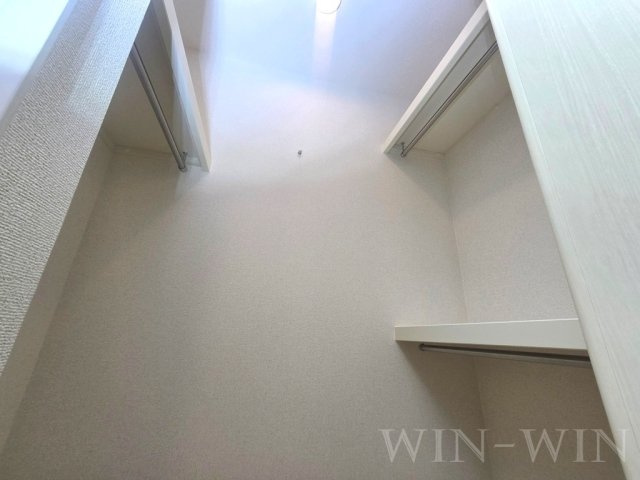 エアリー若松 Ⅰの収納