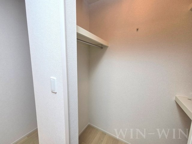 エアリー若松 Ⅰの収納