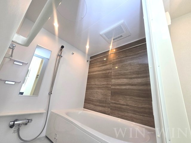 エアリー若松 Ⅰの浴室