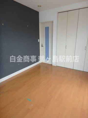 坂戸市にっさい花みず木中古戸建の洋室