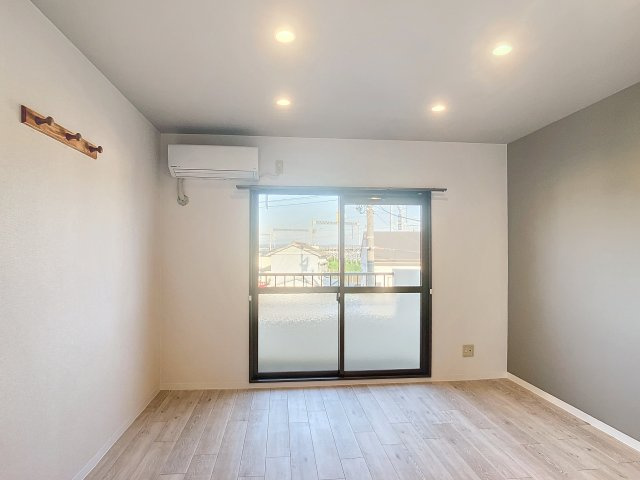 フラット・サンパティークの居間・リビング|ゆったりとしたリビングです