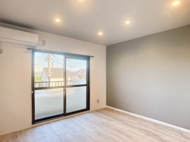 フラット・サンパティークのその他