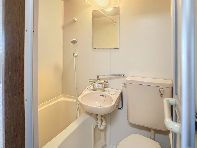 フラット・サンパティークの浴室|日々の暮らしに欠かせないお風呂です