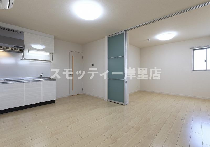 フジパレス西住之江Ⅲ番館の居間・リビング