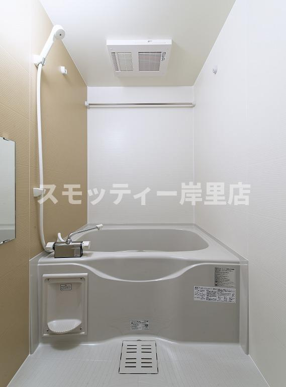 フジパレス西住之江Ⅲ番館の浴室