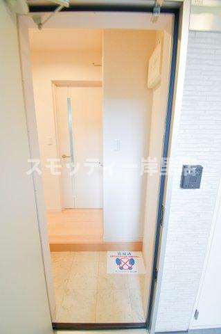 フジパレス西住之江Ⅲ番館の玄関